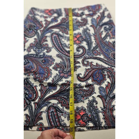 Ann Taylor 2P 2 PETITE Straight Skirt Zippered Back Black, Pink, White Paisley - Picture 7 of 8